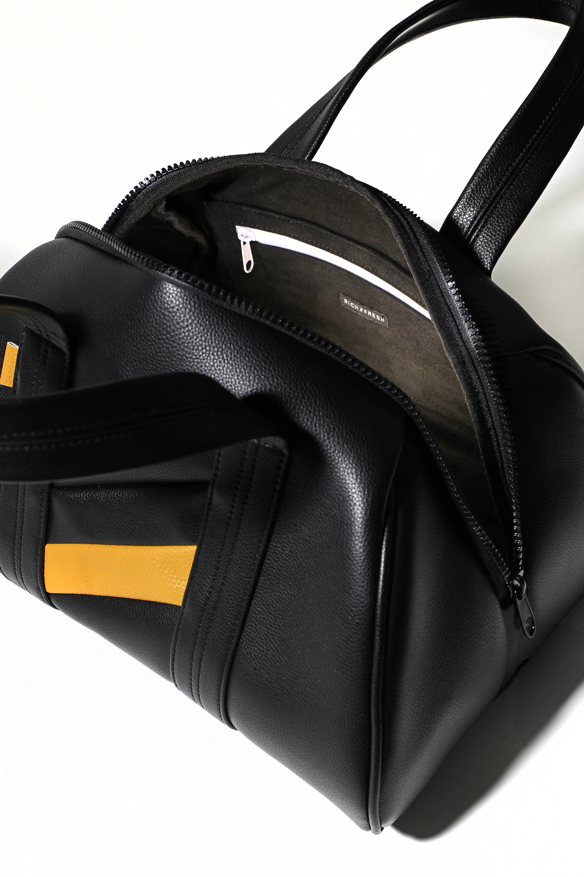THE BAG - Image 5